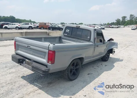 1992 Ford Ranger z USA, uszkodzony, nr VIN 1FTCR10A3NUD34606